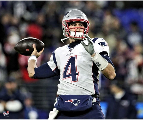 Jarrett Stidham New England Patriots Unsigned Throwing Photograph Cover