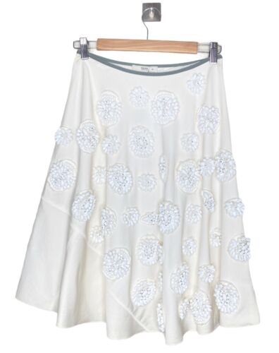 Jupe vintage Prada neuve avec étiquette en coton ivoire ornée de perles taille 40 IT 2 US