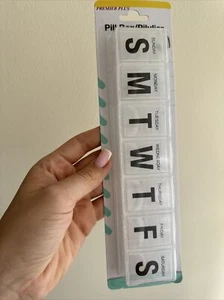 PREMIER PLUS Weekly Pill Box Organizer Medicine Vitamins 1 X a Day Large Print - Picture 1 of 4