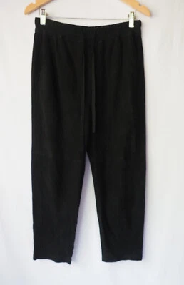 Pantalones de chándal recortados de gamuza de cabra Vince Luxe con forro de seda negros XS 28" $895 Foto 1 de 4