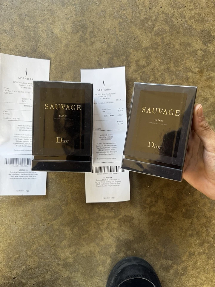 Perfume Christian Dior Sauvage Elixir Spray 3,4 oz (100 ml) Foto 1 de 3