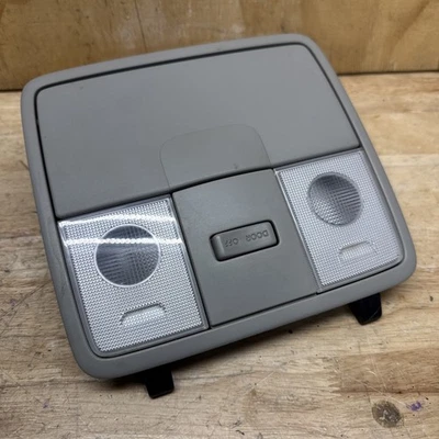 2010-2013 Kia Forte Gray Overhead Console Dome Light P/N 92810-1MXXX, KIA, OEM Foto 1 de 4