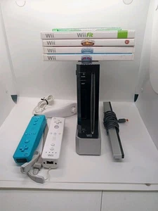 Nintendo Wii Console System Bundle RVL-001 w 5 Games. Tested/Working - Picture 1 of 11