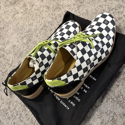 Mocasín a cuadros John Fluevog para hombre 10 Foto 1 de 4