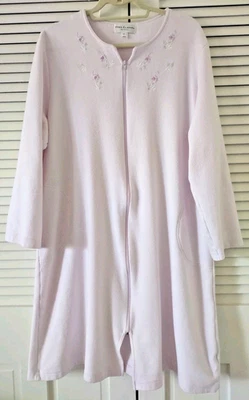 Vtg Miss Elaine Woman Robe Womens 2X Pink HouseCoat Pockets Embroidered 70s - Image 1 of 4