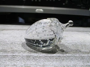 ~Beautiful Crowning Touch ~Glass Strawberry Paperweight~3-3/4"~w/label - Bild 1 von 4