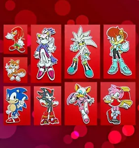 SONIC THE HEDGEHOG IRON ON BADGE SEW ON PATCH EMBROIDERED TAILS KNUCKLES SILVER - Picture 1 of 19