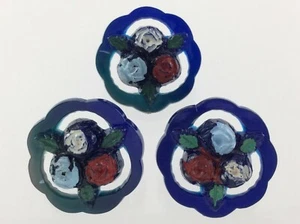 Vintage Multicolor Flower Round Plastic Garment Button .7in Floral Pattern 799C - Picture 1 of 9