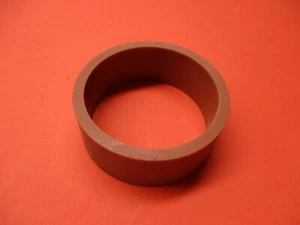 NOS NEW OEM  YAMAHA XT600 TT600 IT175 YZ250 YZ125 GUARD SEAL 5X6-22151-10 - Picture 1 of 1