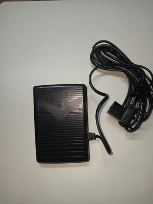 Foot Control & Cord Singer # 619494-002 (110/120V.) - Image 1 of 4