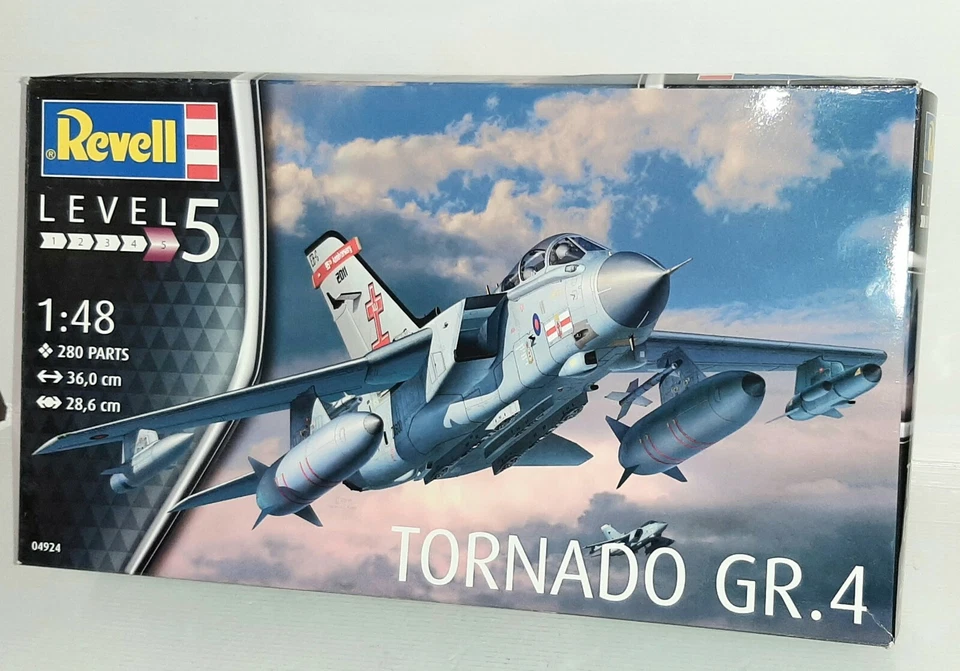 TORNADO GR.4 KIT MONTAGGIO REF.04924 REVELL SCALA 1/48 - Immagine 1 di 1