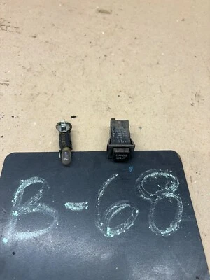 1981 83 84 86 1987 DODGE D100 D150 D350 OEM DASH CARGO LIGHT BUTTON ASSEMBLY SET - Image 1 of 4