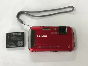 PANASONIC LUMIX DMC-TS30 16.1 MEGAPIXEL COMPACT DIGITAL CAMERA IN RED - UNTESTED - Bild 1 von 15
