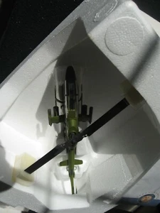 FRANKLIN MINT COBRA HELICOPTER  AH-G1 WIDOW MAKER US ARMY VIETNAM WAR B11E297   - Picture 1 of 6