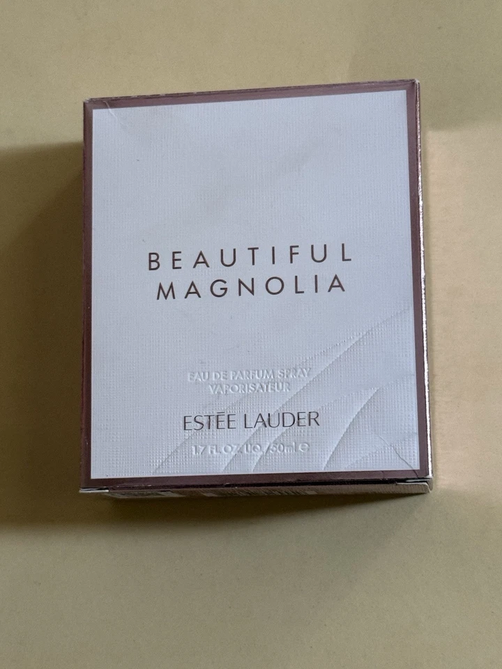 Perfume Estee Lauder Magnolia 1,7 fl. oz nuevo en caja Foto 1 de 1