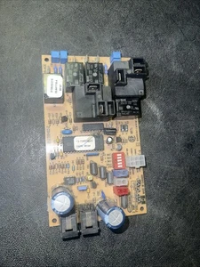 Dometic / Duo-therm Circuit Relay Board 3106482.015 - Picture 1 of 18