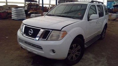 Задний правый суппорт для пассажира подходит для 06–12 PATHFINDER 6762643 - Изображение 1 из 4