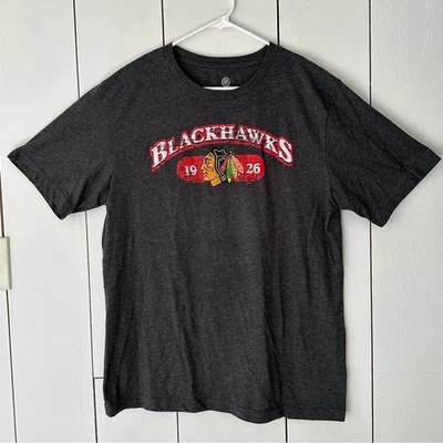 Camiseta para hombre NHL Official Shop Chicago Blackhawks talla L gris jaspeado Foto 1 de 4