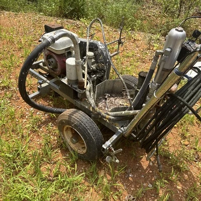 Graco LineLazer линия электропередач 8900 нуждается в ремонте список запчастей, оригинальный владелец - Изображение 1 из 4