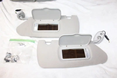 01-07 Dodge Caravan Town & COUNTRY Parasoles con Clips para Parasol Espejos Iluminados Foto 1 de 3