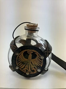 Frasco de campo de vidrio con emblemas Phoenix con cuero envuelto con correa de botón  - Imagen 1 de 10