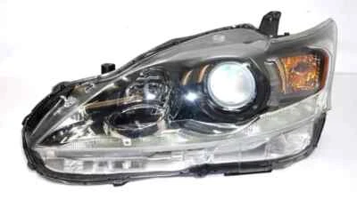Faro halógeno lado izquierdo OEM 2011-2017 Lexus CT200H Foto 1 de 4