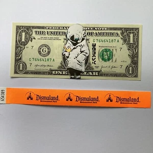 BANKSY Banknote Di Faced US $1 - Banksy Artwork Space Girl & Bird Dismaland - Picture 1 of 4