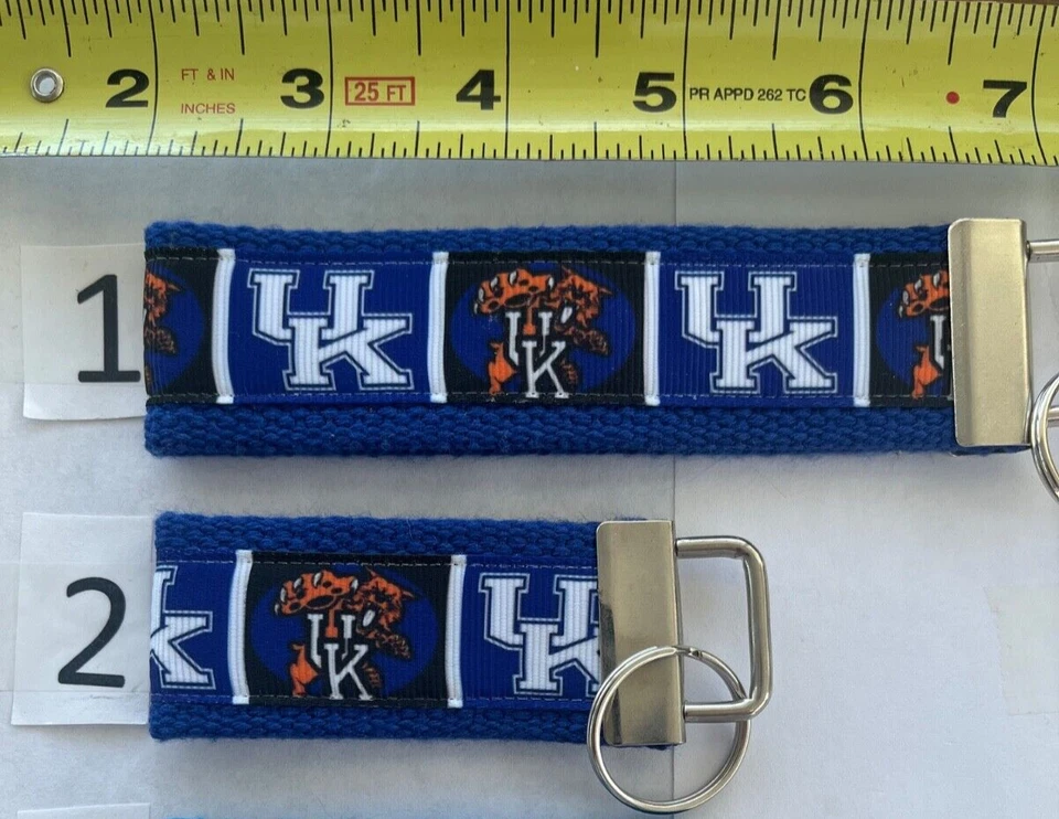 Kentucky Wildcats Llavero Llavero Muñequera Medias Relleno Regalo para Él Su Papá Foto 1 de 1