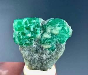 Hermoso cristal esmeralda de 25 quilates de alta calidad de Swat Pakistán  - Imagen 1 de 9