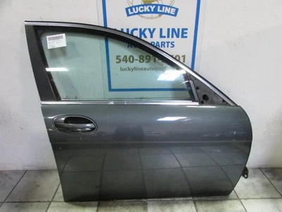 Porta dianteira direita 02 03 04 05 BMW 745I - Imagem 1 de 4