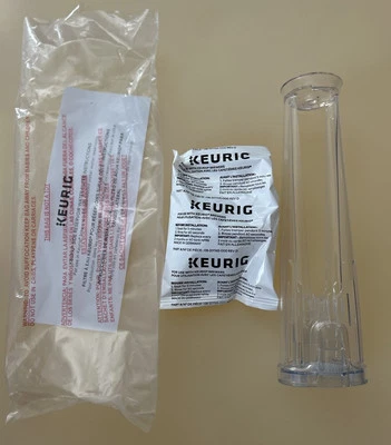 Soporte para filtro de agua Keurig con filtro Foto 1 de 4