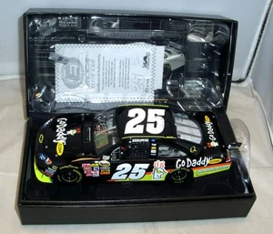 1:24 2008 RCCA ACTION ELITE #25 GODADDY.COM BRAD KESELOWSKI AUTOGRAPHED 1/300 - Picture 1 of 5