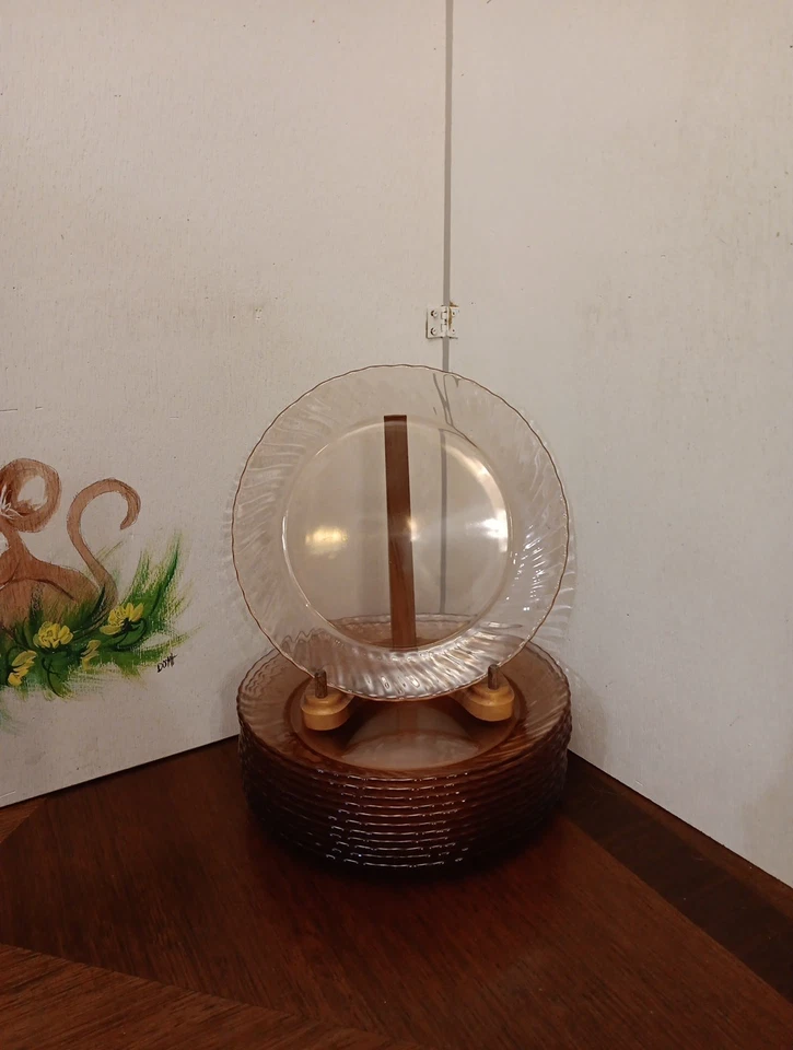 Arcoroc France Pink Glass Salad Plates Set Of 12 Rosaline Vintage 7 5/8" Swirl - Image 1 of 4