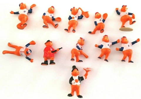 1986 Montreal Expos 11 Youppi Figures MLB vintage toys 80 Cover