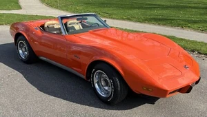 1975 Chevrolet Corvette 4 speed Convertible - Picture 1 of 31