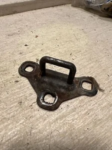 Vintage Toyota Land Cruiser FJ60 Rear Seat Bench Lower Latch - Picture 1 of 1