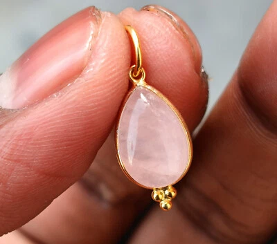 Collar colgante hecho a mano con dije de piedras preciosas de cuarzo rosa de oro macizo de 18 quilates Foto 1 de 4