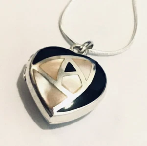Black onyx & white Mother of pearl photo Prayer Love note Heart locket Necklace - Picture 1 of 5