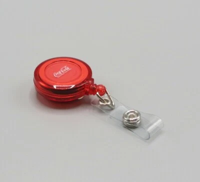 lot of 10 (ten) Coca-Cola badge pull string CCEP 2018 - Image 1 of 4