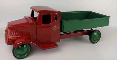 Pressed Steel Mack Truck 1930's 22" Sears Roebuck Boy Craft. - Image 1 of 4