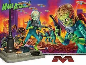 Mars Attacks Plastic Model Kit MINT /SEALED OOP 16MMB15 - Picture 1 of 3