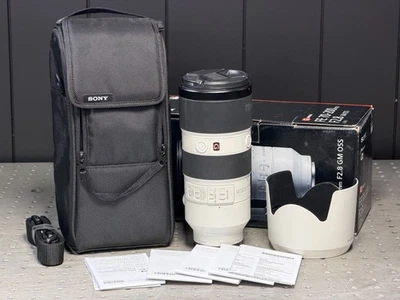 Lente de enfoque automático de fotograma completo Sony FE 70-200 mm f/2,8 GM OSS para montaje E Foto 1 de 4