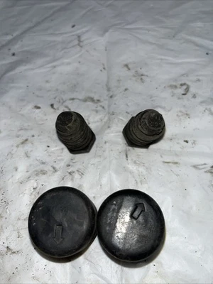 Eagle Talon 1994-1999 capó de goma topes 4 piezas T1 Foto 1 de 4