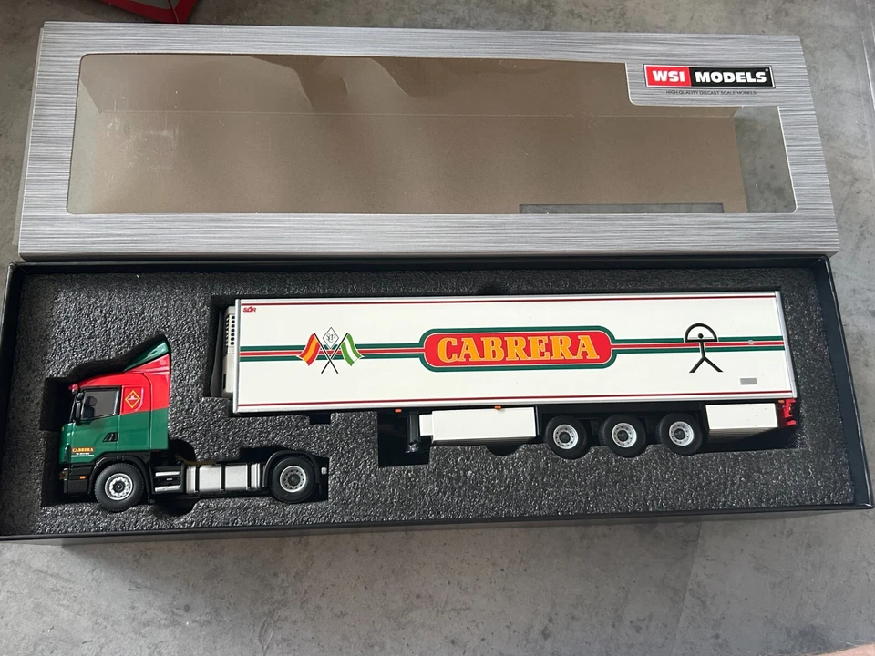 WSI 1:50 Cabrera Scania R4 toit plat 4x2 + remorque frigorifique - Photo 1/1
