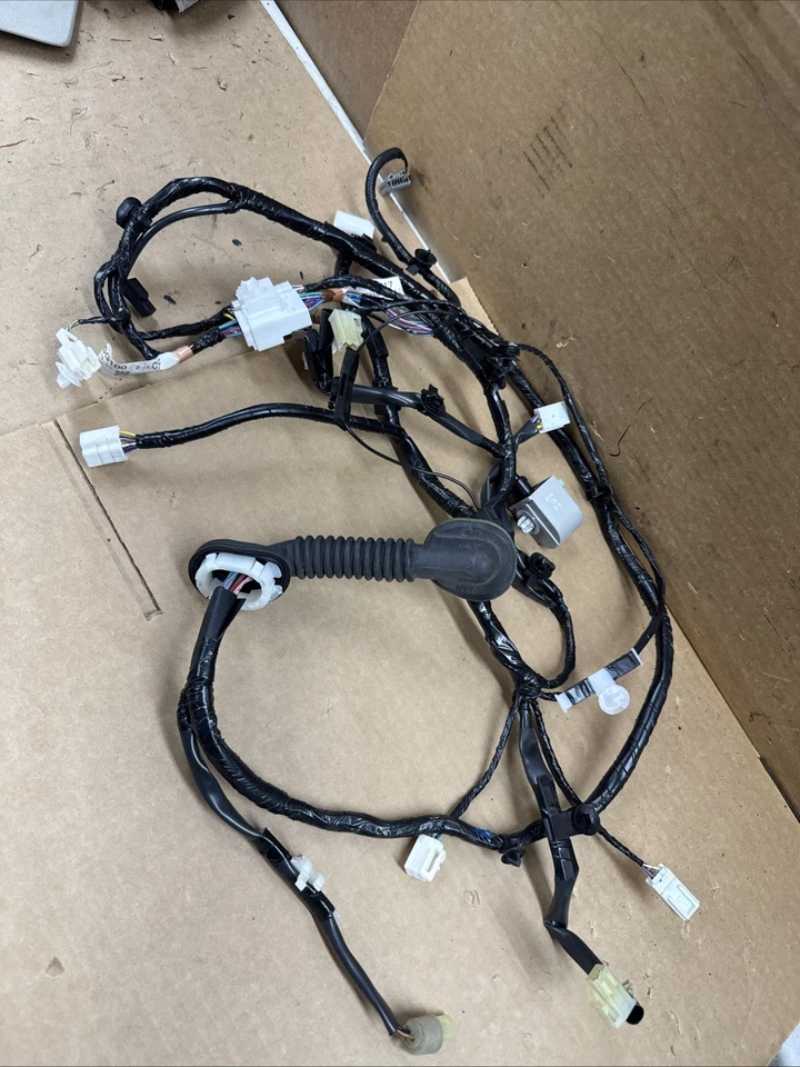 Subaru Forester 2014 2015 2016 escotilla trasera puerta levadiza arnés fabricante de equipos originales B181 Foto 1 de 4