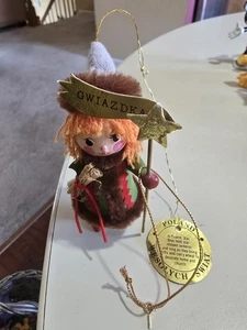 VINTAGE “CHRISTMAS AROUND THE WORLD” POLAND ORNAMENT BY SEARS - Picture 1 of 1