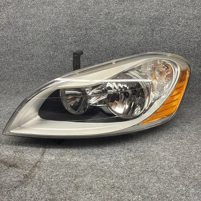 Faro halógeno izquierdo conductor Volvo XC60 2011-2013 31395470 Foto 1 de 4
