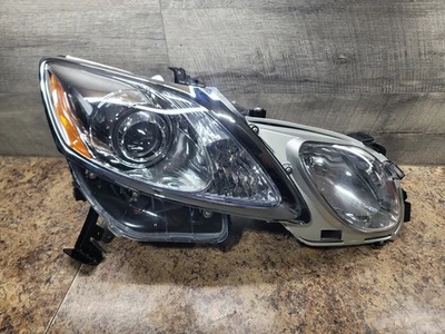 2007 - 2011 Lexus GS350 Right Side Xenon Headlight Assembly  OEM    *NOTES - Image 1 of 4