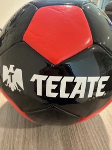 Tecate Bier Werbefußball rot & schwarz - Bild 1 von 4