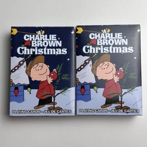 2x Mazzo di carte da gioco CHARLIE BROWN CHRISTMAS Arachidi NUOVE scatola aperta. Due set - Foto 1 di 2